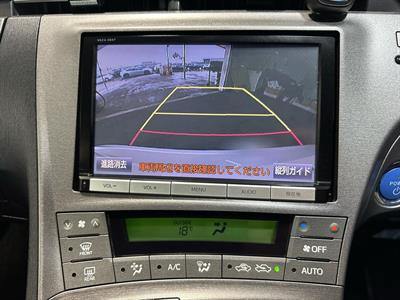 2015 Toyota Prius - Thumbnail
