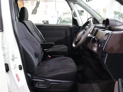 2014 Toyota Spade - Thumbnail