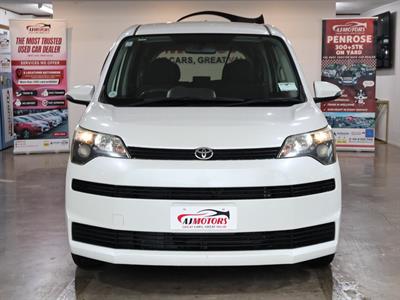 2014 Toyota Spade - Thumbnail