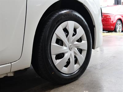 2014 Toyota Spade - Thumbnail