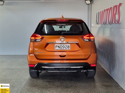 2022 Nissan X-Trail - Thumbnail