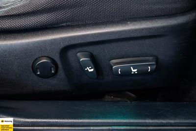 2013 Toyota Camry - Thumbnail