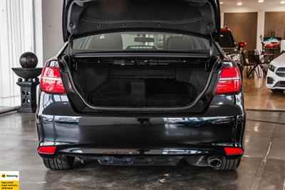 2013 Toyota Camry - Thumbnail