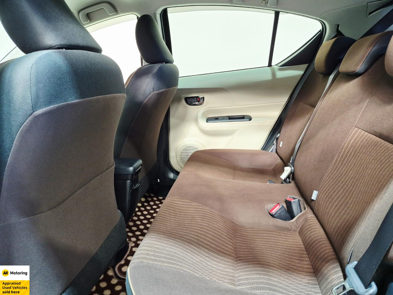 2013 Toyota Aqua