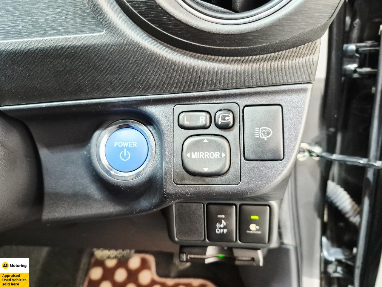 2013 Toyota Aqua