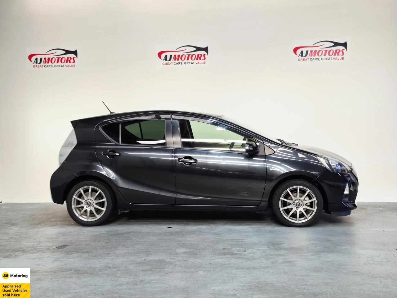 2013 Toyota Aqua