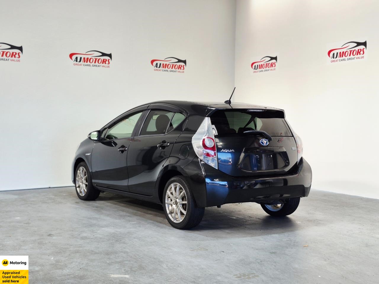2013 Toyota Aqua