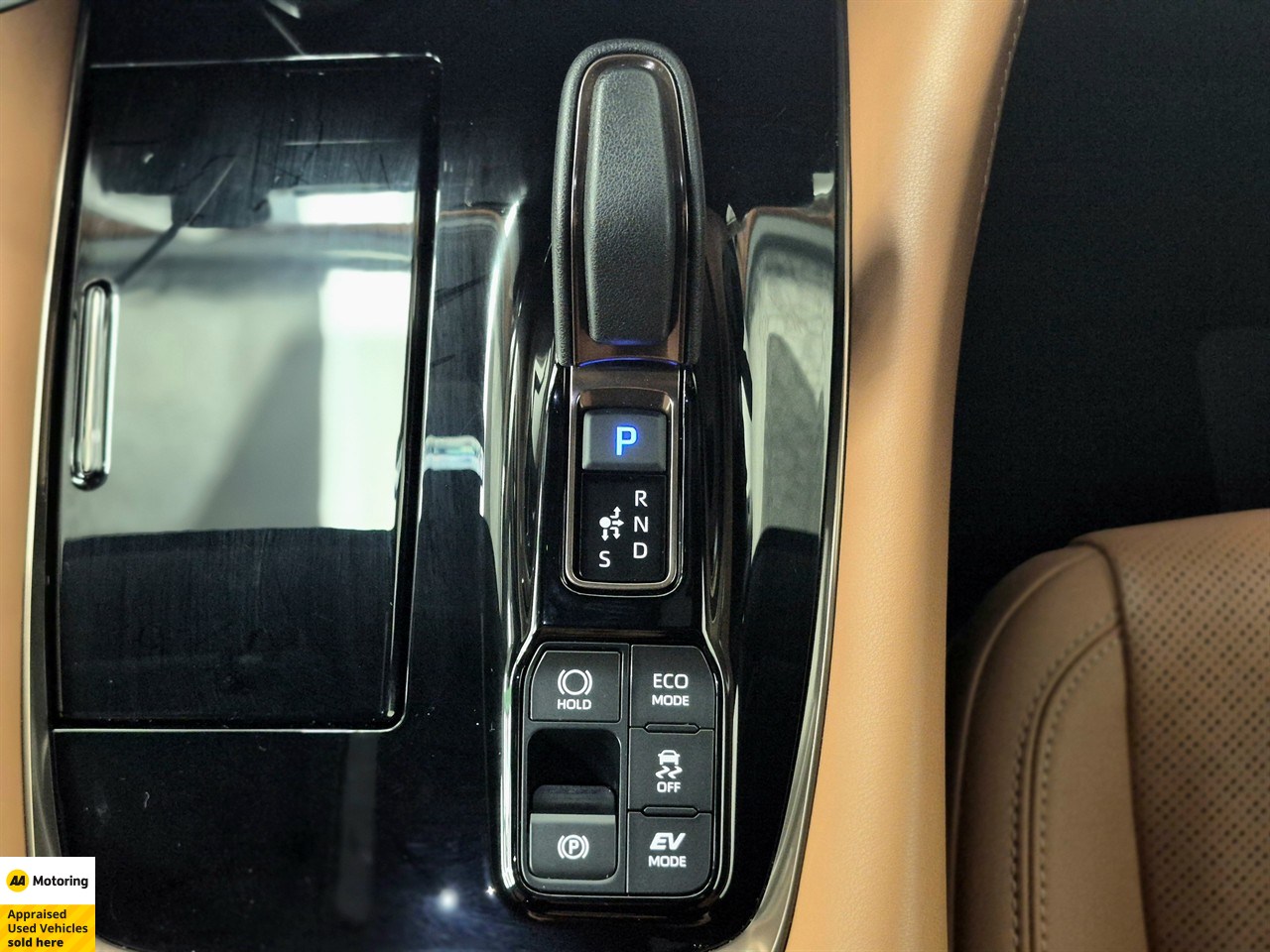 2025 Toyota Vellfire