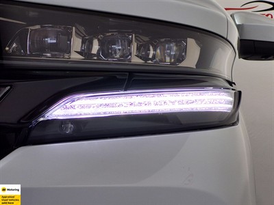 2025 Toyota Vellfire - Thumbnail