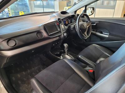 2013 Honda Insight - Thumbnail