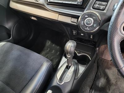 2013 Honda Insight - Thumbnail