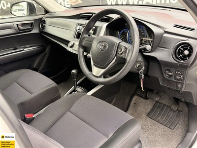 2016 Toyota Corolla - Thumbnail