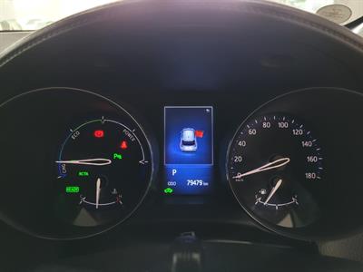 2017 Toyota C-HR - Thumbnail