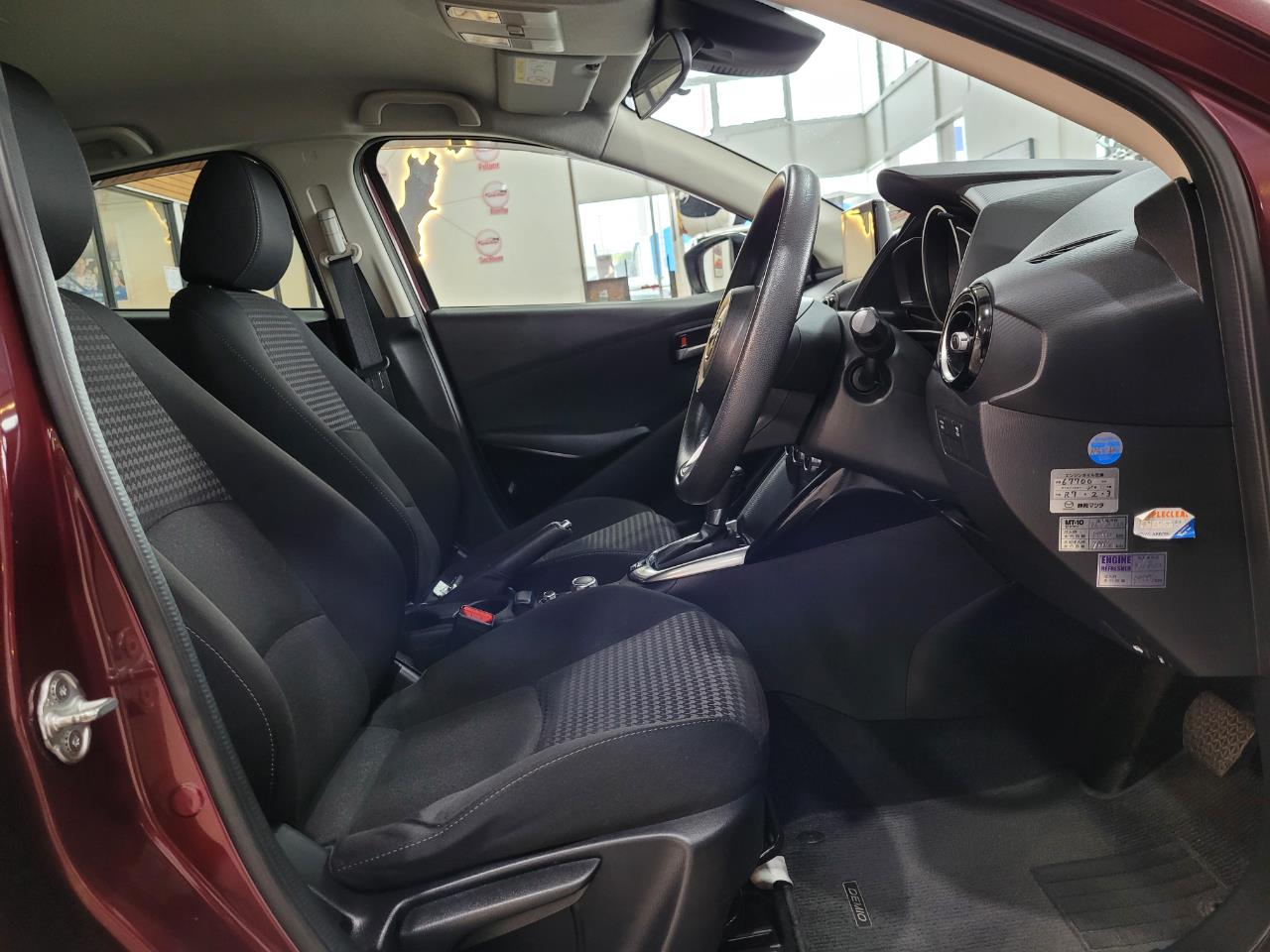 2017 Mazda Demio