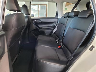 2014 Subaru Forester - Thumbnail