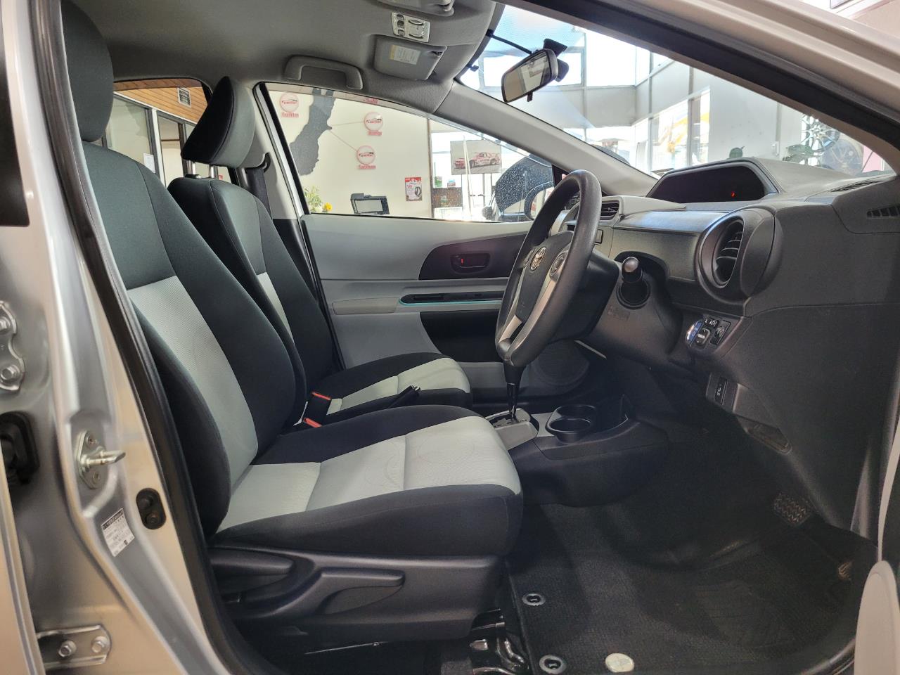 2012 Toyota Aqua