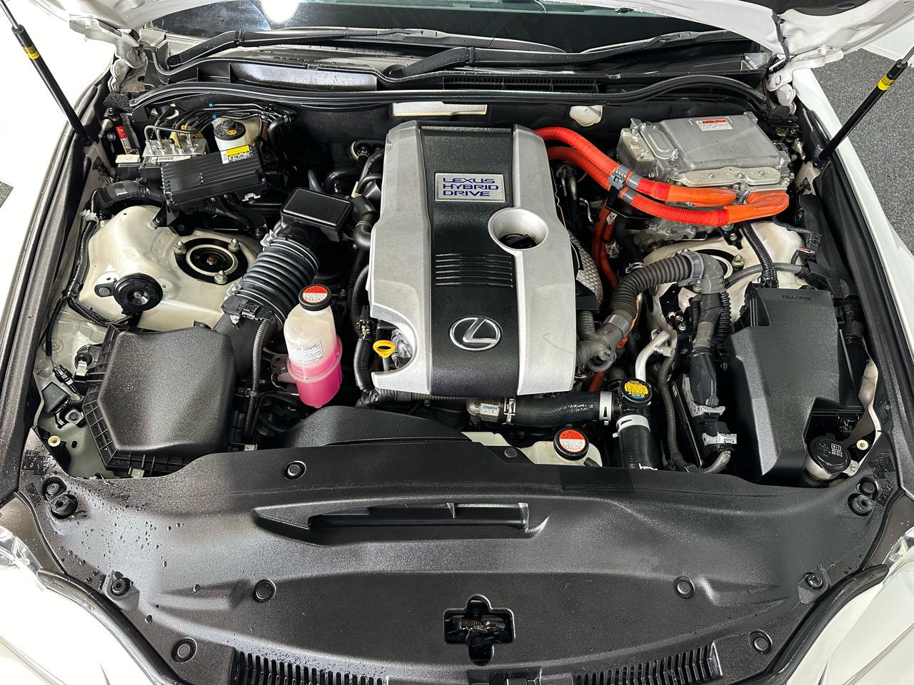 2014 Lexus IS300h
