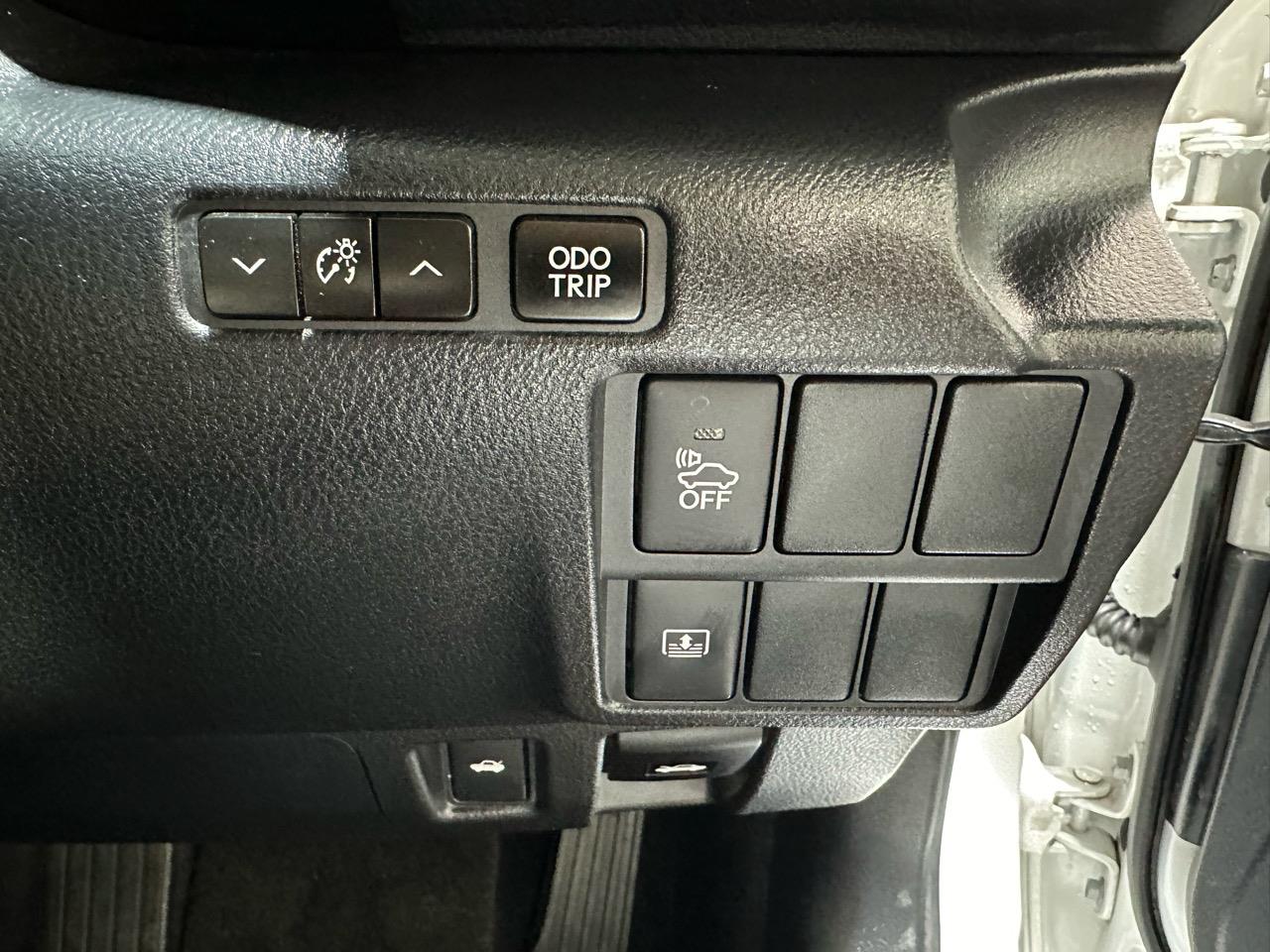 2014 Lexus IS300h