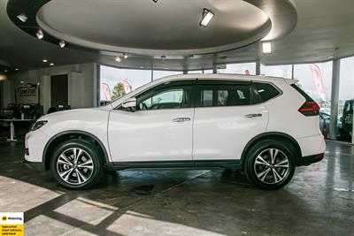 2018 Nissan X-Trail - Thumbnail