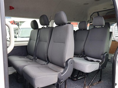 2017 Toyota Hiace - Thumbnail