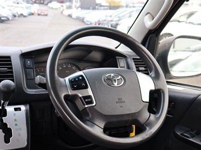 2017 Toyota Hiace - Thumbnail