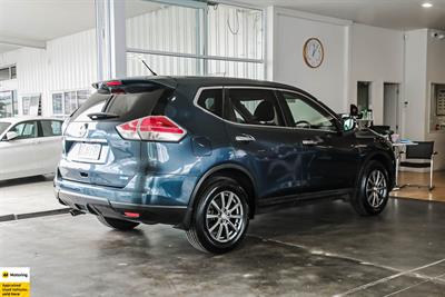 2015 Nissan X-Trail - Thumbnail