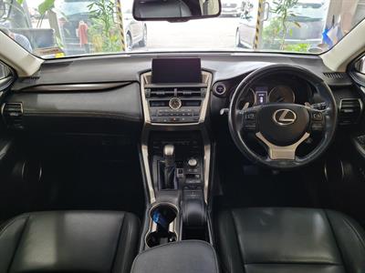 2015 Lexus NX 300h - Thumbnail