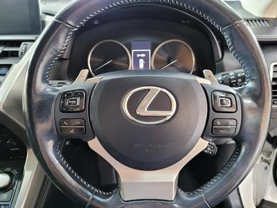 2015 Lexus NX 300h - Thumbnail