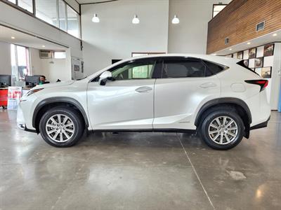 2015 Lexus NX 300h - Thumbnail