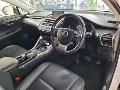 2015 Lexus NX 300h - Thumbnail