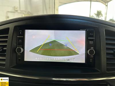 2017 Nissan Elgrand - Thumbnail