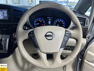 2017 Nissan Elgrand - Thumbnail