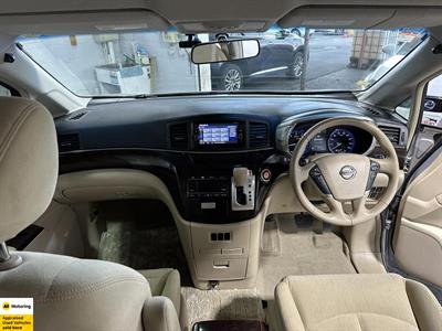 2017 Nissan Elgrand - Thumbnail