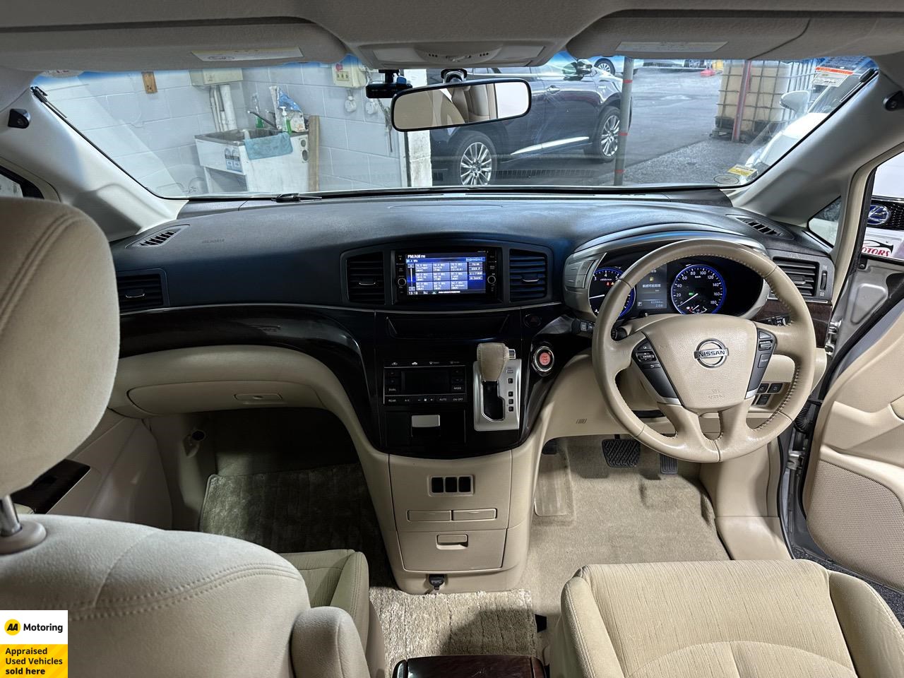 2017 Nissan Elgrand