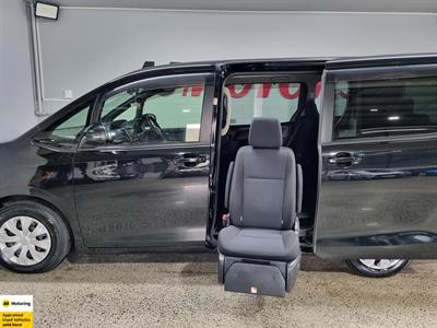 2015 Toyota Noah