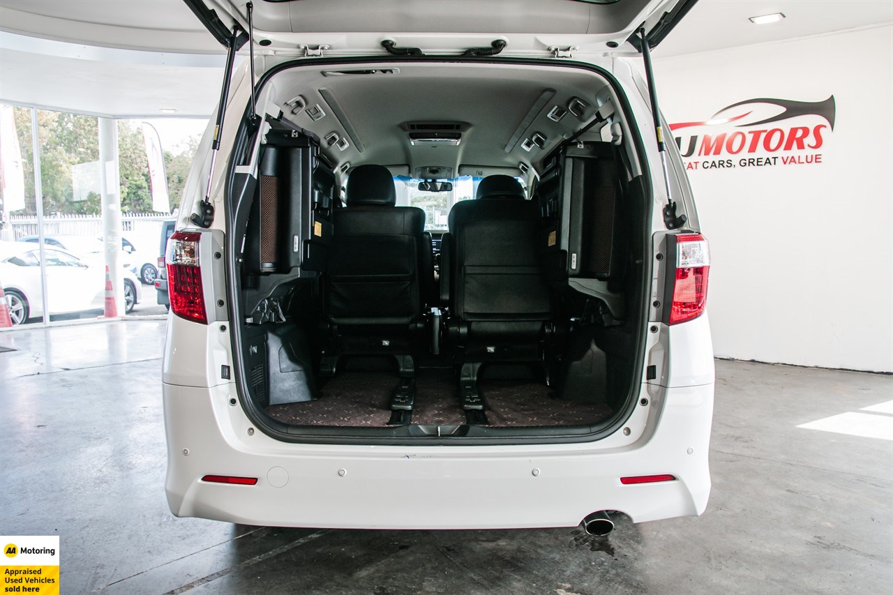 2015 Toyota Alphard