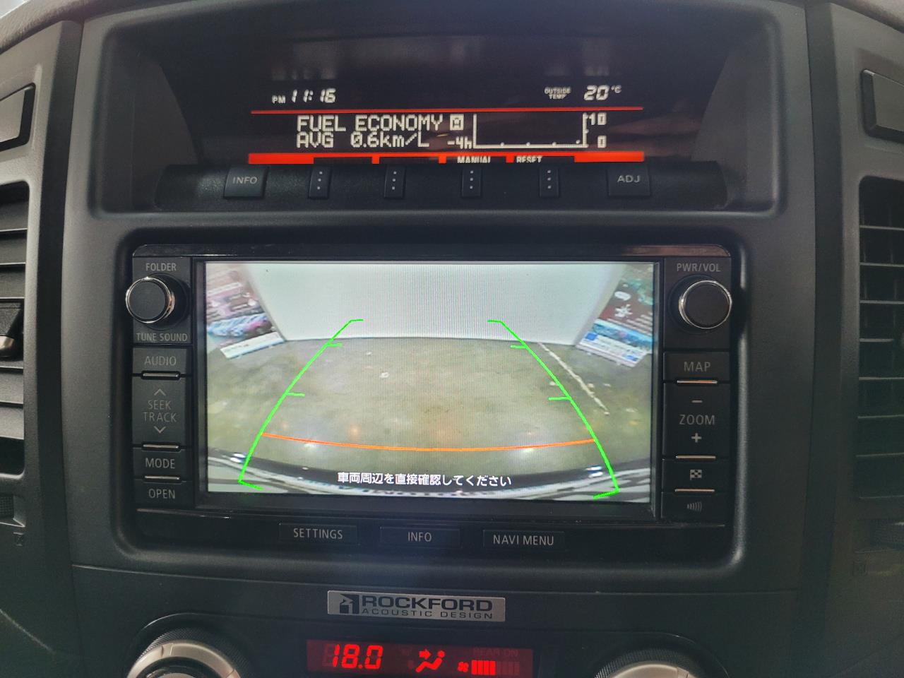 2013 Mitsubishi Pajero