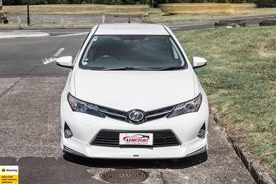 2014 Toyota Auris - Thumbnail