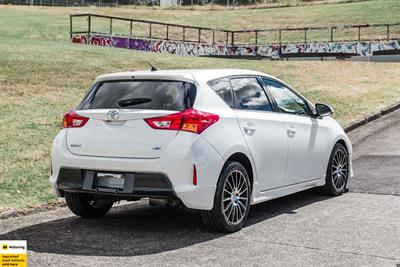 2014 Toyota Auris - Thumbnail