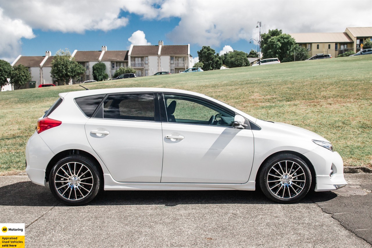 2014 Toyota Auris