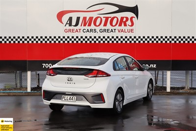 2022 Hyundai IONIQ - Thumbnail