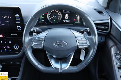 2022 Hyundai IONIQ - Thumbnail