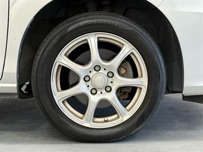 2018 Nissan Serena - Thumbnail