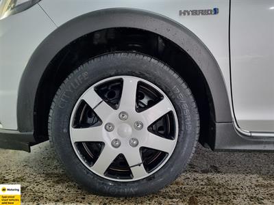 2018 Toyota Aqua - Thumbnail