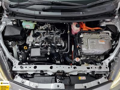 2018 Toyota Aqua - Thumbnail