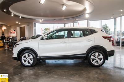 2021 Nissan Qashqai - Thumbnail