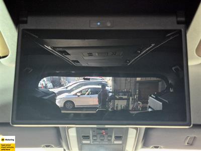 2025 Toyota Alphard - Thumbnail