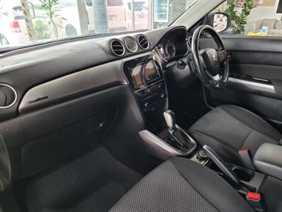 2020 Suzuki Vitara - Thumbnail
