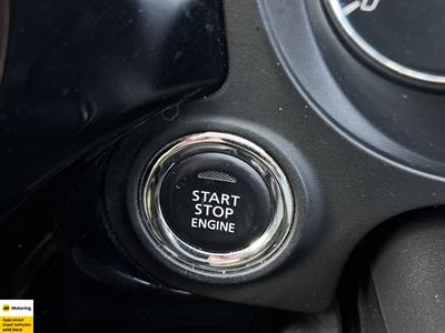 2021 Mitsubishi Outlander - Thumbnail