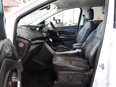 2017 Ford Kuga - Thumbnail